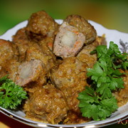 Тефтельки из говядины с яблоком в апельсиновом соусе