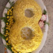 Салат к 8 Марта (вариант салата "Мимоза")