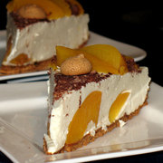 Персиково-шоколадный чизкейк