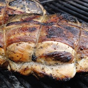 Филе индейки в беконе на огне !!!