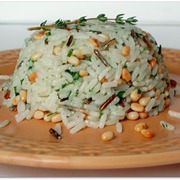 Гарнир из риса с орешками