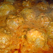 Фрикадельки пряные в томатном соусе