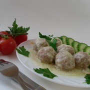 Нежные и сочные тефтели в сливочном соусе (еще один очень вкусный вариант!)