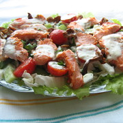 Теплый салат с семгой и лисичками (Дуэль)