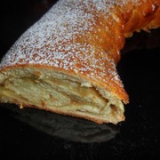 Штрудель по-польски.(С яблоком и корицей)