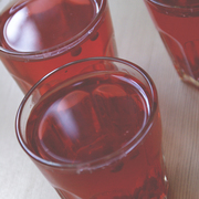 Компот из брусники и яблок