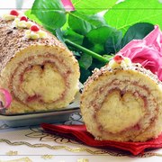 Бисквитный рулет с нежной сердцевиной