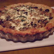 Пирог с грибами и сыром